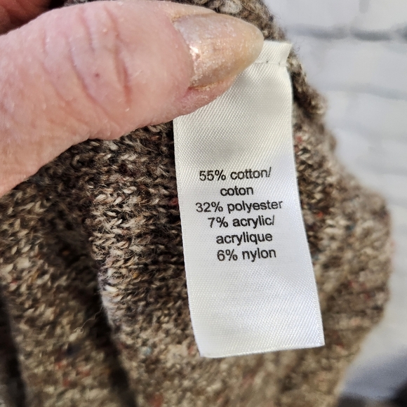 Maurices Women's Brown Knit Button Cardigan Down Sweater Top Size Medium - Picture 6 of 10